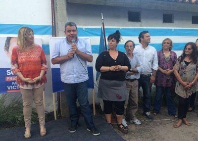 �lvarez Rodr�guez encabez� un acto en apoyo a Scioli en San Fernando