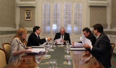 Explican ventajas del nuevo escalaf�n judicial y r�gimen de carrera