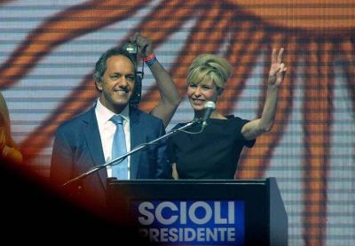 En la recta final de la campa�a, Scioli har� una caravana en Paran�