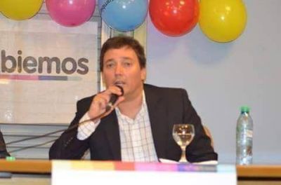 Quarenta: �El domingo comienza el gran proceso de reconstrucci�n de la Argentina�