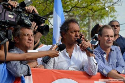 Scioli: �Conmigo los argentinos pueden planear sus vacaciones tranquilos y tener un fin de a�o en paz�