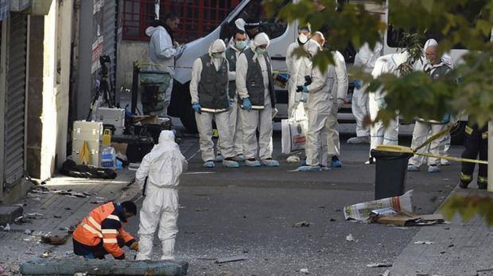 Francia, sin respiro, a la caza de los terroristas que atacaron Pars