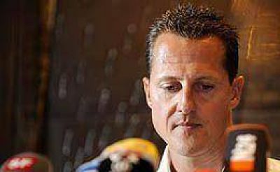 Schumacher calific� de "triste" tener que renunciar a la F�rmula 1