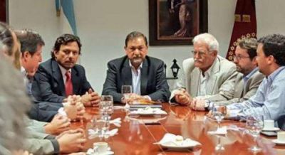 Isa le deja a S�enz una deuda de 40 millones de pesos