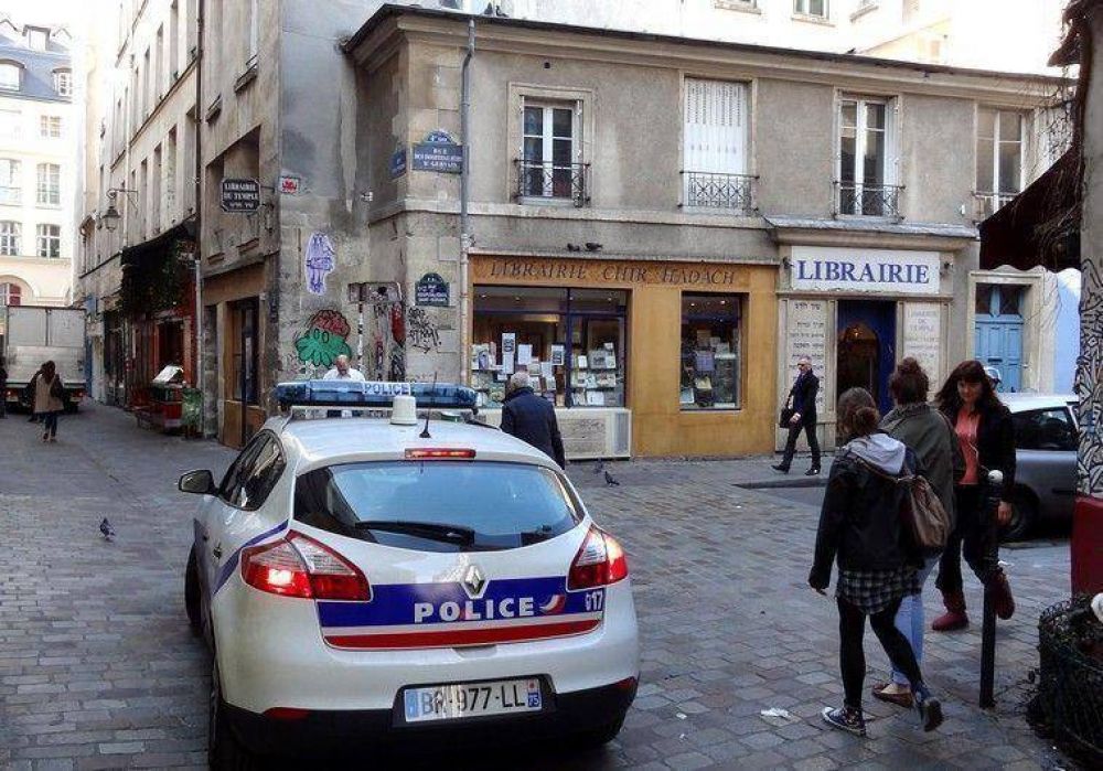 Francia | Un docente judío fue apuñalado por tres partidarios de ISIS
