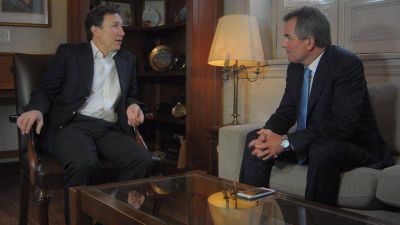 Tras los dichos de Gay, el intendente confirm� que decidi� desafectar a personal temporario