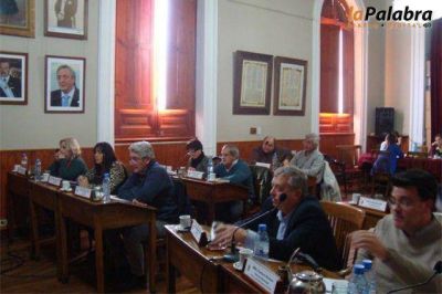 Amplio debate por el cuidado del medio ambiente en el HCD