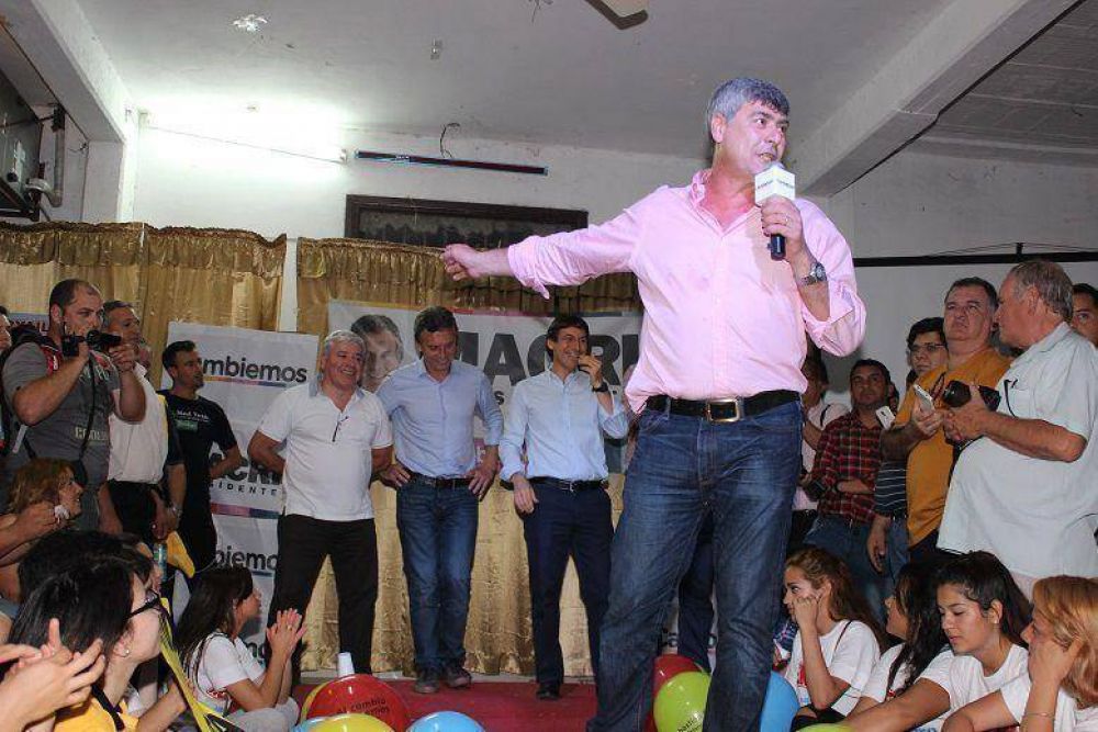El �miedo cedi� lugar a la esperanza� y la gente refrendar� el Cambio, dijo Buryaile