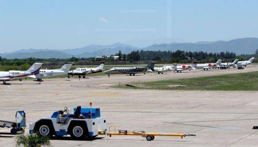 Cambiemos desembarc� con 15 aviones privados en Jujuy