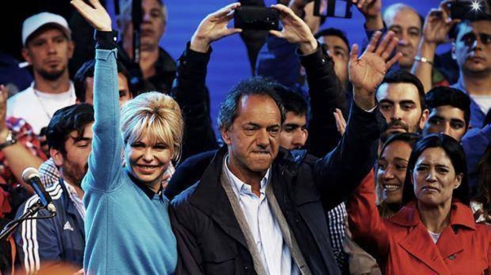 Scioli: con la estrategia del miedo y la demonizaci�n de Macri
