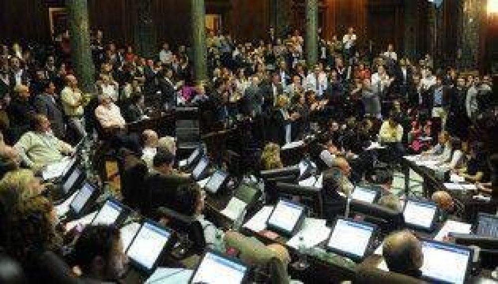 Las idas y vueltas del Presupuesto porte�o para el 2016