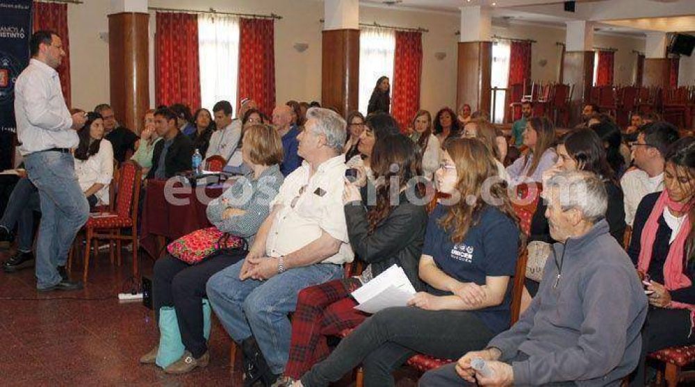 Gener� inter�s una charla de un programa para emprendedores