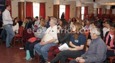 Gener� inter�s una charla de un programa para emprendedores
