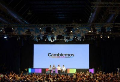 Los primeros resultados desataron una fiesta en el b�nker de Cambiemos