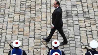 La tragedia agiganta a Hollande, el hombre que dirige la guerra