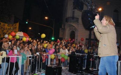 Vilma Baragiola: �Esperamos reconstruir la Rep�blica con todo lo que eso implica�