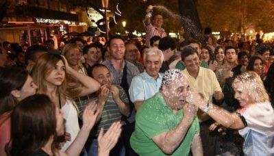 Tres de cada cuatro votos capitalinos, para un triunfo arrollador