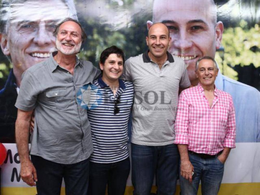 Molina se sum� al festejo de Macri: 
