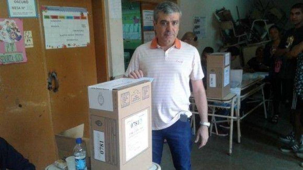 �Votamos con la convicci�n que comienza algo nuevo para los argentinos�
