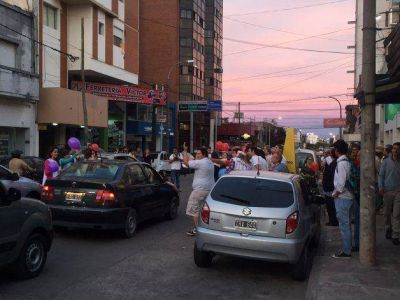 Alegr�a y festejos en el b�nker de Cambiemos