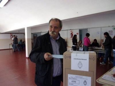 Roquel: ��sta instancia mejora la calidad institucional de la Rep�blica�