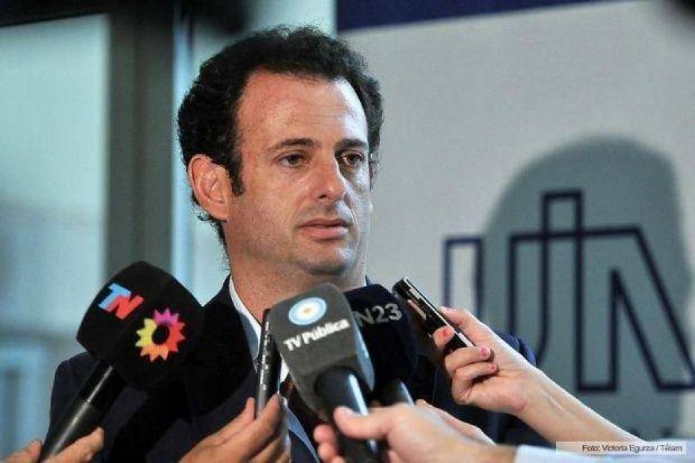 El dirigente industrial Jos� Urtubey salud� a Macri por el triunfo