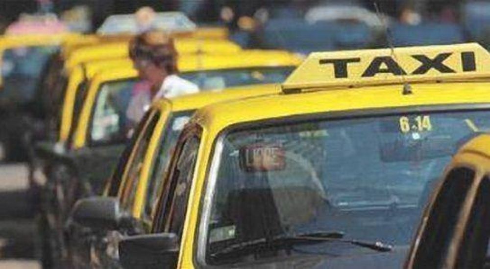 Legislacin avalara aumento en la tarifa de taxis