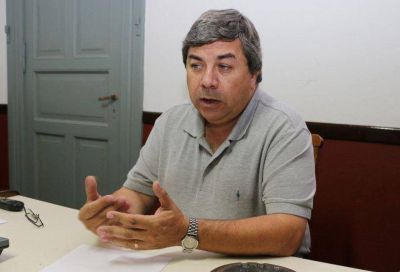 Carlos Fern�ndez afirm� que la gente privilegi� �el voto desalojo�
