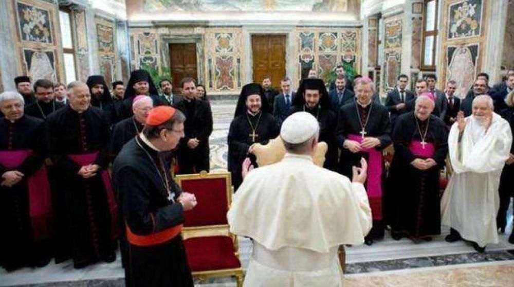 Expertos prevén que el Papa reformará la coordinación y el diálogo de la curia