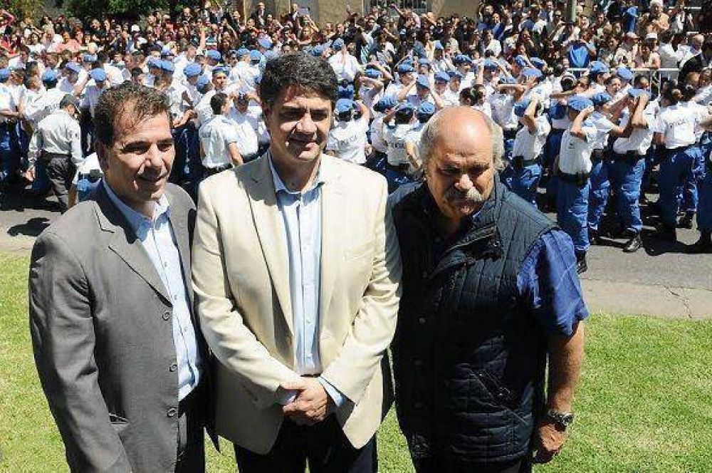 Jorge Macri, Granados y Ritondo en el segundo egreso de Polic�a Local