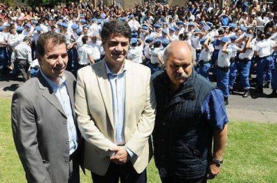Jorge Macri, Granados y Ritondo en el segundo egreso de Polic�a Local