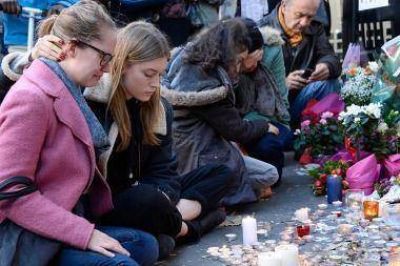 Francia: homenajes privados y ceremonias colectivas para despedir a las víctimas