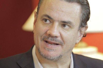�No me veo discutiendo con Reutemann y Del Sel en una misma mesa; pensamos distinto�