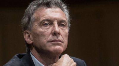  Macri ratifica fin del cepo, d�lar �nico desde el d�a 1 y pide 