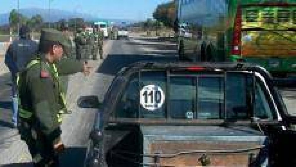Buscan que se instale un nuevo regimiento de Gendarmer�a en Tucum�n