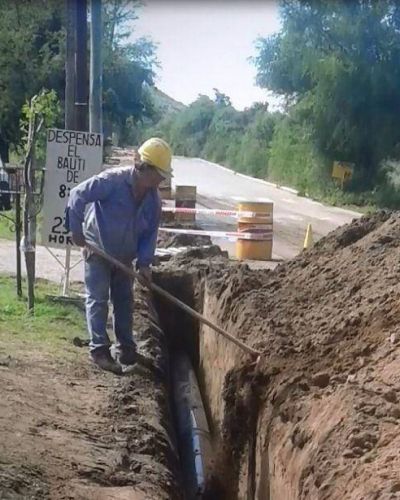 Ampl�an la red troncal de agua potable de Juana Koslay