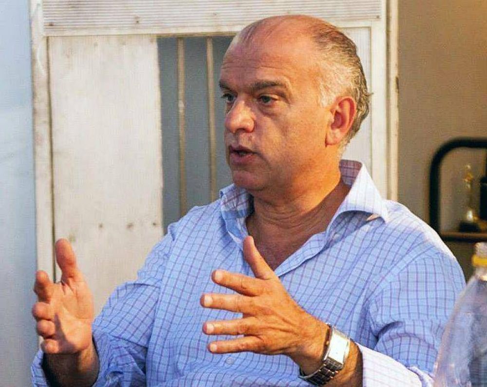 Basura: Grindetti prometi� revisar el contrato con la empresa recolectora