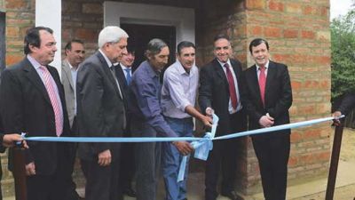 Neder y Zamora inauguraron obras en Lavalle