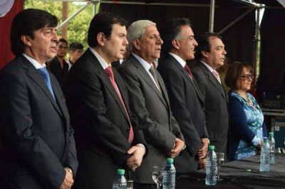 Zamora y Neder inauguraron importantes obras de infraestructura para la comunidad de Lavalle