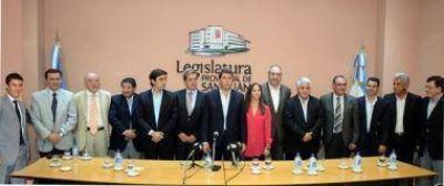 U�ac present� su gabinete y sum� una Secretaria de Estado