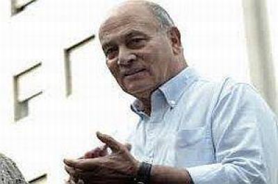 Venegas dice que la unificaci�n de la CGT requiere 