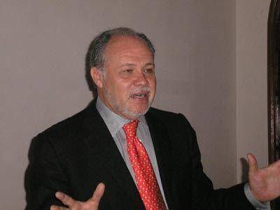 El ex presidente de la comunidad jud�a de Venezuela se refiri� a la relaci�n de su pa�s con Ir�n