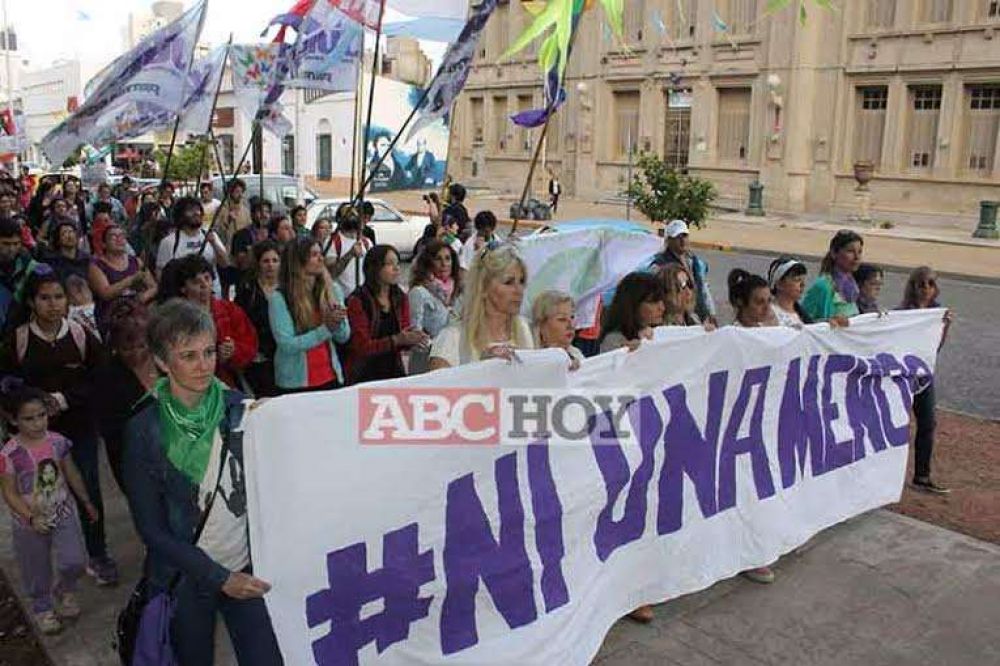 Nueva marcha de #NiUnaMenos en el marco del Da Contra la Violencia hacia las Mujeres