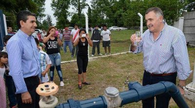 �La impronta de este Gobierno es llegar a cada rinc�n del interior�, Jaldo