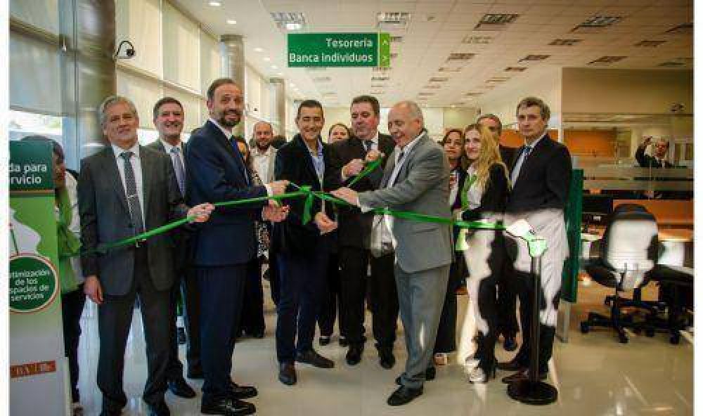 Se inaugur nuevo edificio para la sucursal Guernica del Banco Provincia