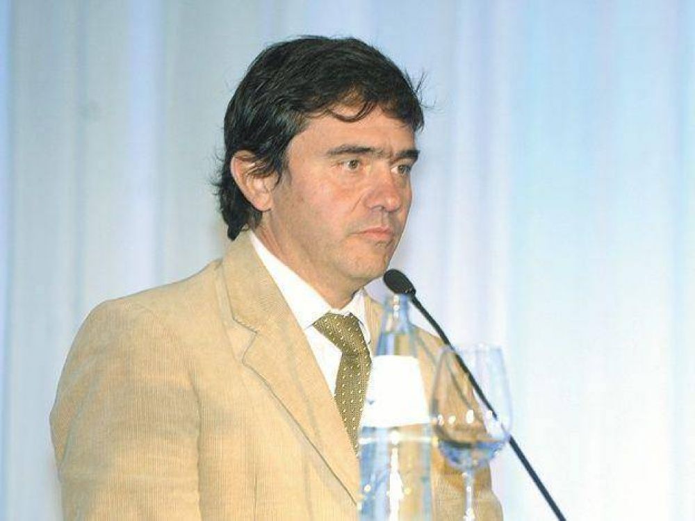 L�pez Puelles deja su cargo como intendente de Luj�n el 4 de diciembre