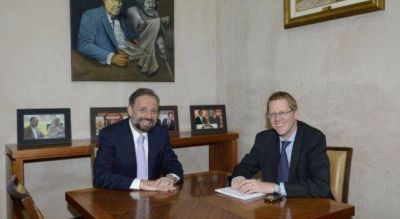 El Banco Provincia ya tiene su transici�n: Marangoni se reuni� con Curutchet