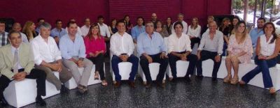 Vicente Gatica present� su gabinete completo 