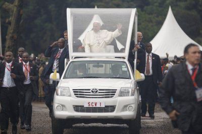 El Papa nombr� obispo a Peron en Brasil