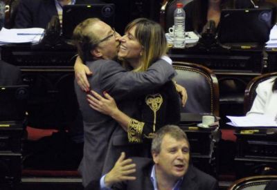 Un tucumano dio qu�rum y el FpV aprob� m�s de 90 leyes